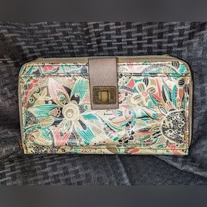 Sak Roots Artist Circle Smartphone Crossbody.